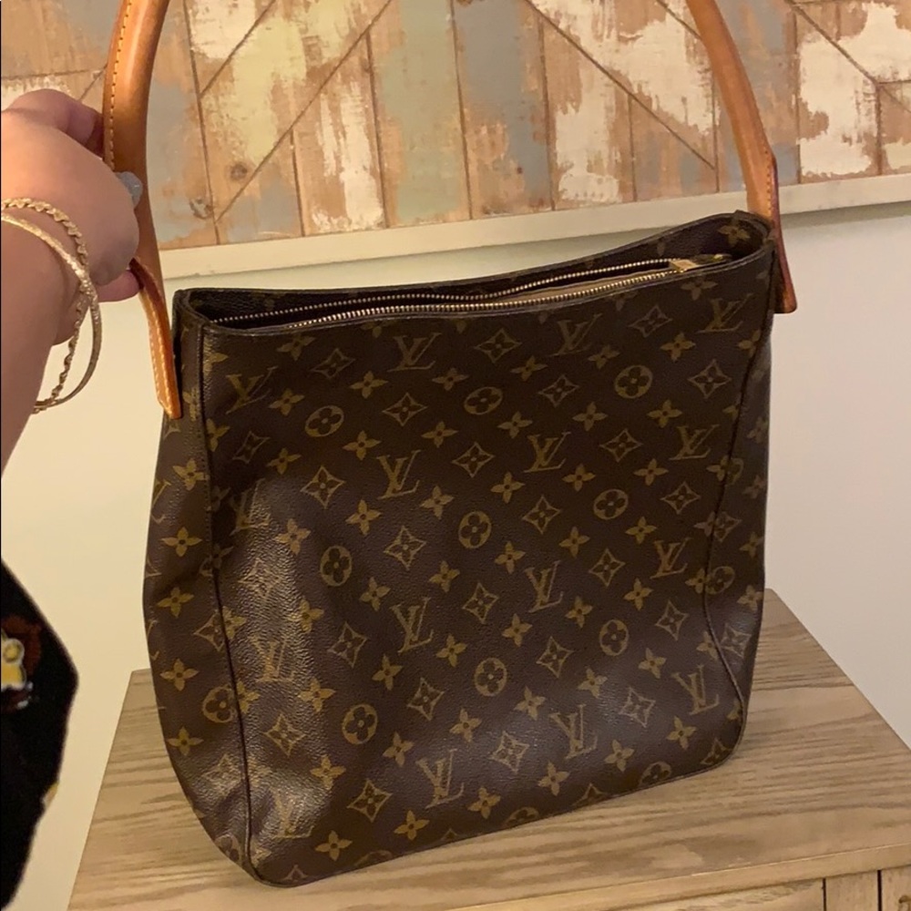 Louis Vuitton bag, like new and certified!